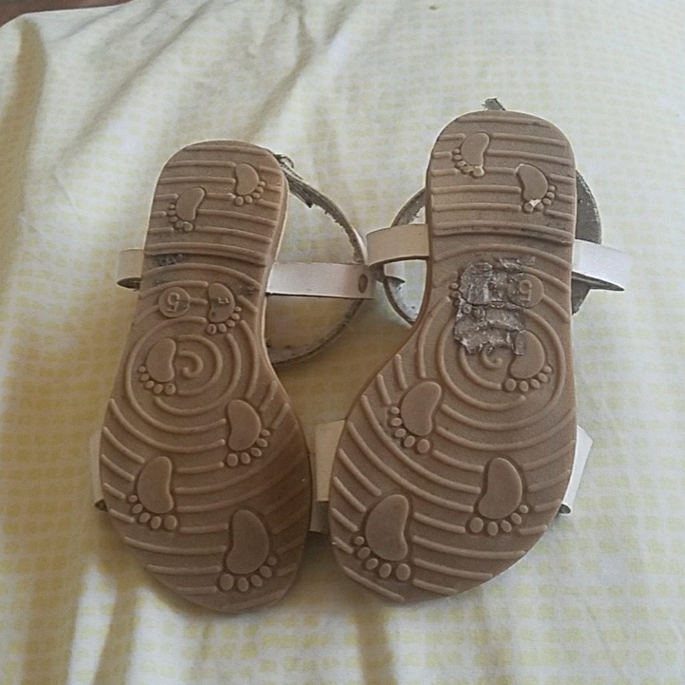 Sandals - Picture 3 of 3